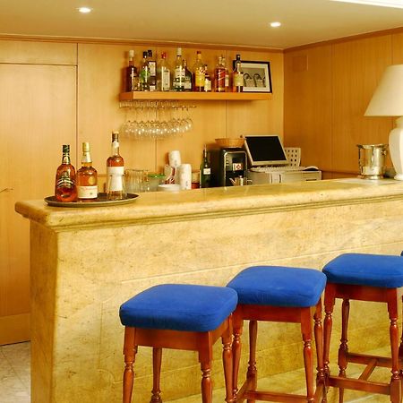 Reyes Catolicos Hotel Севиля Стая снимка